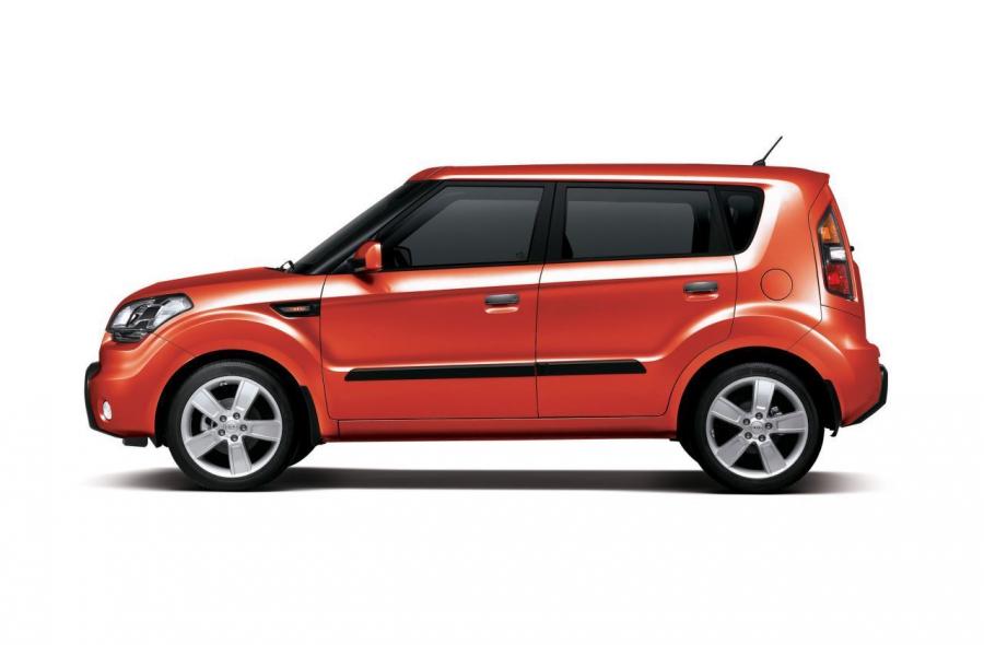  Kia Soul 2008 года  (фото 27 из 141)